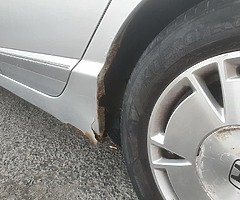 Honda civic hybrid - Image 7/9