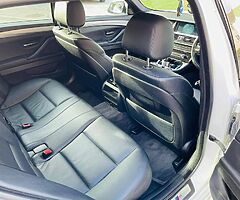 BMW 520 M-SPORT TOURING - Image 8/10