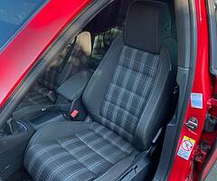 Volkswagen Golf GTD - Image 8/10