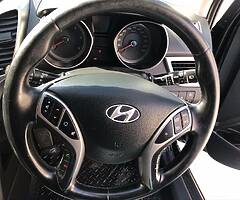 142 Hyundai i30 Van - Image 5/10