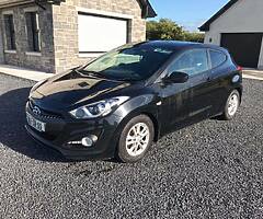 142 Hyundai i30 Van - Image 8/10