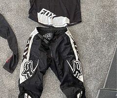 Motocross gear and accessories - Image 6/10