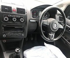 2012 VW TOURAN