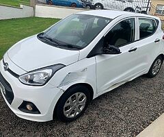 2015 Hyundai i10 - Image 4/6