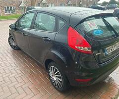 MANUAL FORD FIESTA FOR SALE