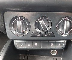 14 Audi a1 petrol - Image 4/5