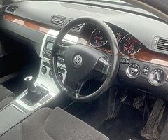 2009 Volkswagen Passat(2.0) - Image 4/6