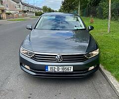 152 Volkswagen Passat￼