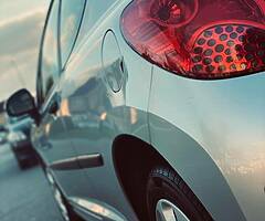 PEUGEOT 207 - Image 4/8