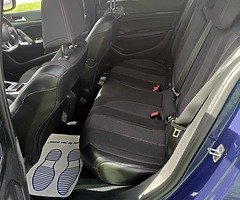 Peugeot 308GT manual low miles - Image 7/10