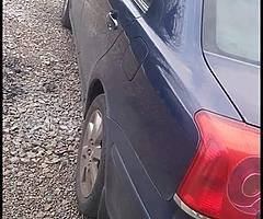 Car - Image 3/5