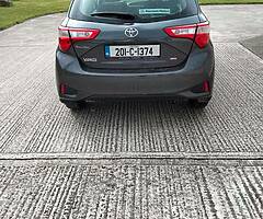 201 TOYOTA YARIS DAMAGED - Image 5/9