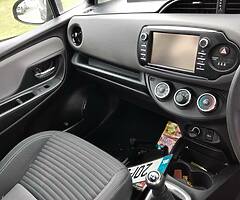201 TOYOTA YARIS DAMAGED - Image 9/9