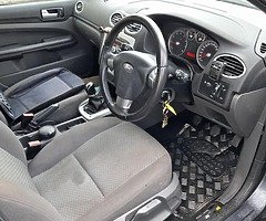 Ford Fucus - Image 6/8