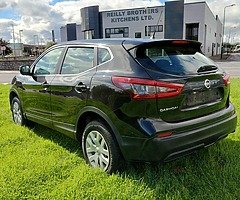 Nissan qashqai 2018 - Image 4/10