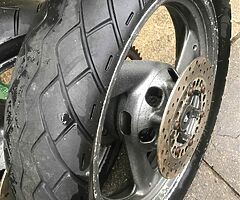 2 x Motorcycle Wheels w/ brake plates - Image 5/7