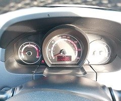 Kia ceed eco
Car - Image 8/10