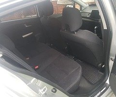 Honda Insight - Image 6/10