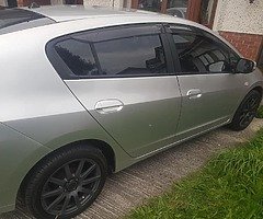 Honda Insight - Image 8/10