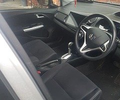 Honda Insight - Image 9/10