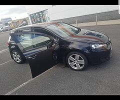 VW GOLF BLUEMOTION 1.6 TDI - Image 5/10