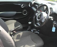 2010 MINI One - Image 4/8