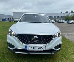 Mg ZS EV , Exclusive - Image 4/10
