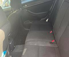 2005 Toyota Avensis - Image 4/6