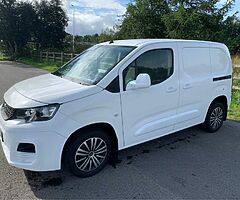 2019 PEUGEOT  PARTNER