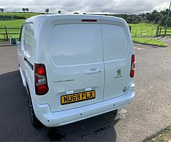 2019 PEUGEOT  PARTNER - Image 5/8