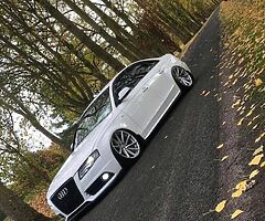 Audi A4 B8 S-line - Bagged
