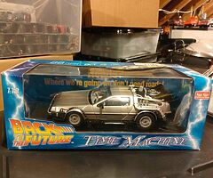 1:18 movie car diecast - Image 6/9