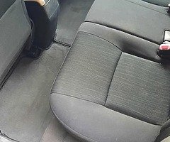Toyota Auris 1.6 petrol - Image 10/10
