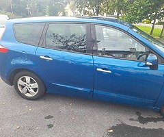 Renault grand scenic
