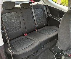 Hyundai i20 - Image 7/10