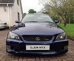2004 Lexus IS 200