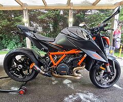 2020 KTM Gen3 1290 superduke r