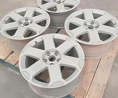 Rare!!! Genuine 18inch S4 Avus
