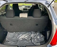 132 Toyota Vitz (yaris ) automatic 1 Litre , 48000 kilometers - Image 7/10