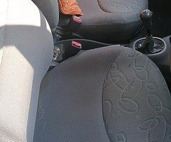 Toyota Yaris - Image 8/9