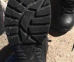 Jolly safety boots for rigging wore once or twice 2 mall - Image 4/4