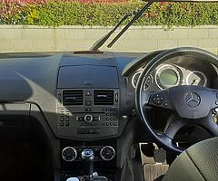 Mercedes Benz C Class - Image 4/10