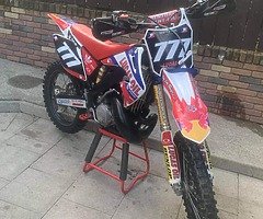 2003 Honda CR - Image 4/4