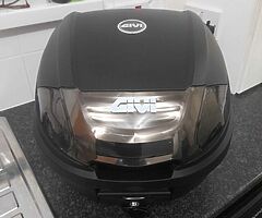 Givi v40nt tech monokey  40ltr motorcycle top box