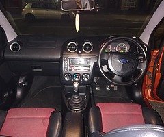 Ford fiesta - Image 8/10