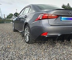 2015 lexus is300h. - Image 9/10