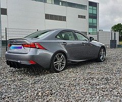 2015 lexus is300h. - Image 10/10