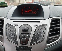 Ford fiesta - Image 5/10