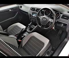 162 Volkswagen Jetta Highline - Image 4/7
