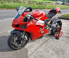 2018 Ducati Superbike - Image 8/8